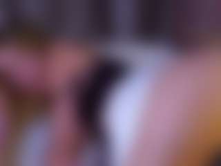 MaeBrowning's Live Sex Cam Show