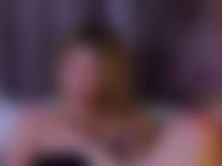MaeBrowning's Live Sex Cam Show