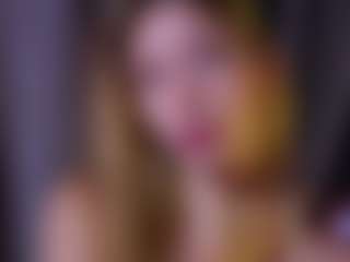 MaeBrowning's Live Sex Cam Show