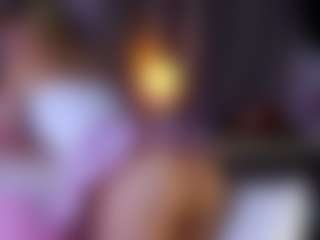 MaeBrowning's Live Sex Cam Show