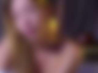 MaeBrowning's Live Sex Cam Show
