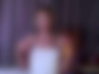 MaeBrowning's Live Sex Cam Show