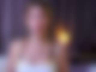 Live cam show with MaeBrowning - American Petite on hotwifechat.live | russian federation