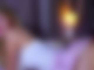 MaeBrowning's Live Sex Cam Show