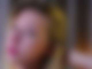 MaeBrowning's Live Sex Cam Show