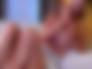 MaeBrowning's Live Sex Cam Show