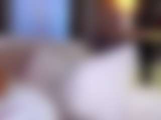 MaeBrowning's Live Sex Cam Show