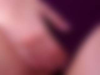 Live cam show with MaeBrowning - Blonde Hair on Soda Cam