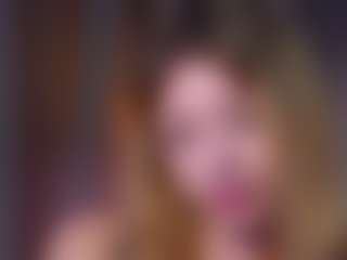 MaeBrowning's Live Sex Cam Show