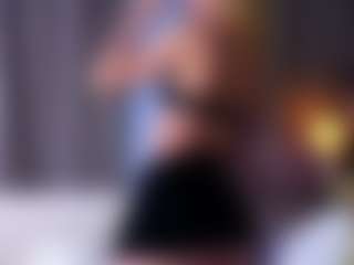 MaeBrowning's Live Sex Cam Show