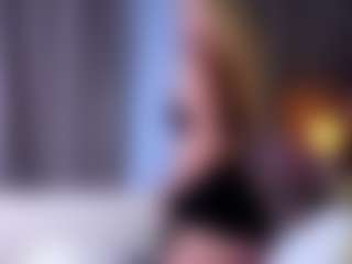 MaeBrowning's Live Sex Cam Show