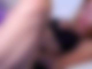 MaeBrowning's Live Sex Cam Show