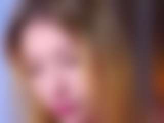 MaeBrowning's Live Sex Cam Show