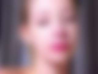 MaeBrowning's Live Sex Cam Show