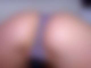 MaeBrowning's Live Sex Cam Show