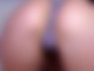 MaeBrowning's Live Sex Cam Show