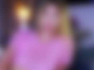 MaeBrowning's Live Sex Cam Show