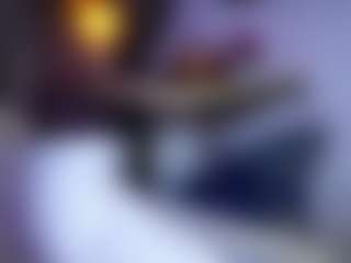 MaeBrowning's Live Sex Cam Show