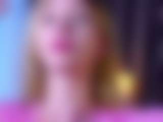 MaeBrowning's Live Sex Cam Show