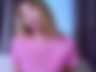 Live cam show with MaeBrowning - Skinny on nudelive.tv