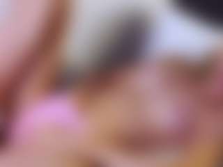 MaeBrowning's Live Sex Cam Show