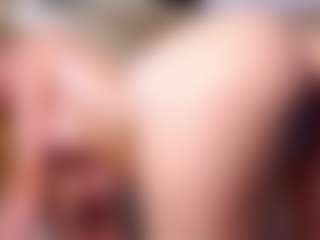 MaeBrowning's Live Sex Cam Show
