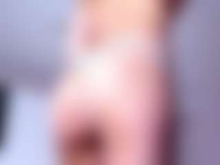 MaeBrowning's Live Sex Cam Show