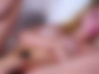 MaeBrowning's Live Sex Cam Show