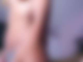 MaeBrowning's Live Sex Cam Show