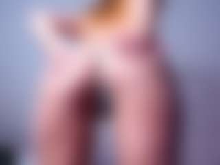 MaeBrowning's Live Sex Cam Show