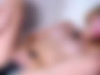 MaeBrowning's Live Sex Cam Show