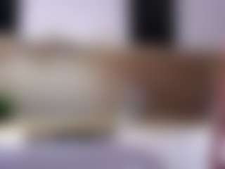 MaeBrowning's Live Sex Cam Show
