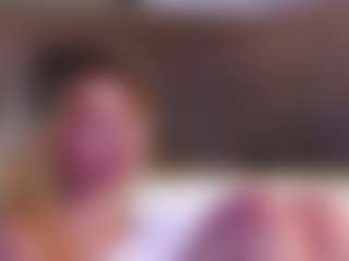 MaeBrowning's Live Sex Cam Show