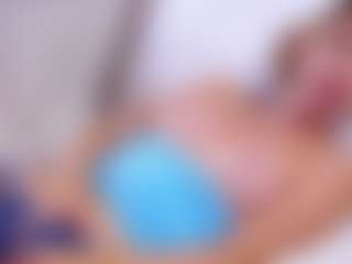 MaeBrowning's Live Sex Cam Show