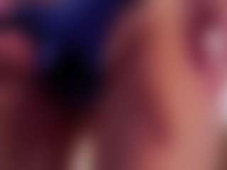 MaeBrowning's Live Sex Cam Show