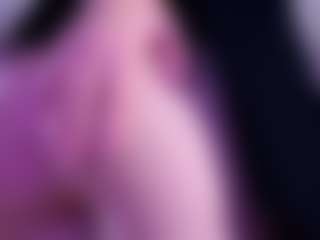 MaeBrowning's Live Sex Cam Show