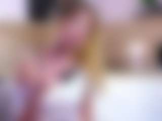 MaeBrowning's Live Sex Cam Show