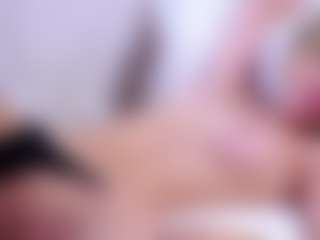 MaeBrowning's Live Sex Cam Show