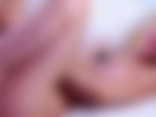 MaeBrowning's Live Sex Cam Show