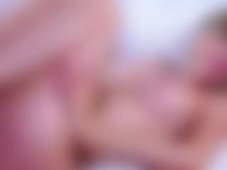 MaeBrowning's Live Sex Cam Show