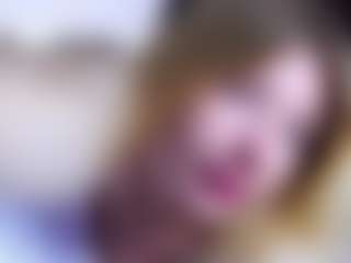 MaeBrowning's Live Sex Cam Show