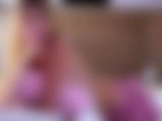 MaeBrowning's Live Sex Cam Show