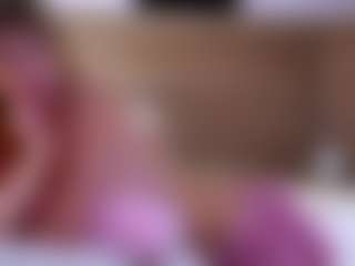MaeBrowning's Live Sex Cam Show