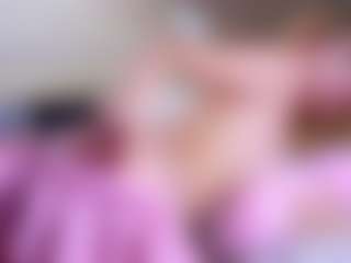 MaeBrowning's Live Sex Cam Show