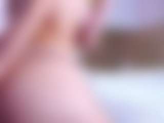 MaeBrowning's Live Sex Cam Show
