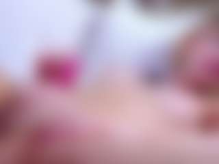 Live cam show with MaeBrowning - HD on Camsoda