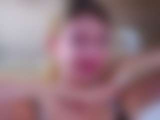 MaeBrowning's Live Sex Cam Show