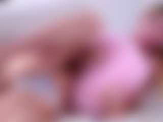 MaeBrowning's Live Sex Cam Show