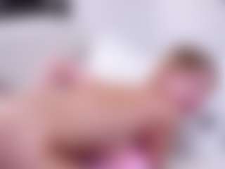 MaeBrowning's Live Sex Cam Show