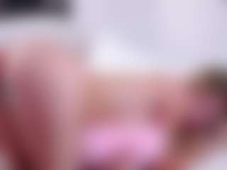 MaeBrowning's Live Sex Cam Show